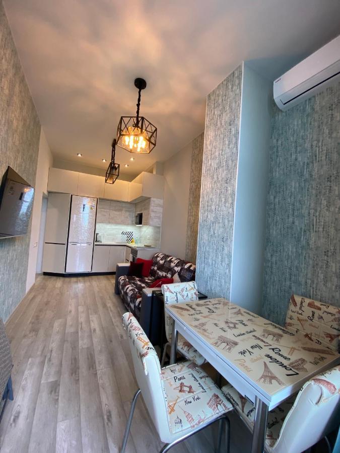 Апартаменты У Моря Magnit Первая Линия Odessa Exteriör bild