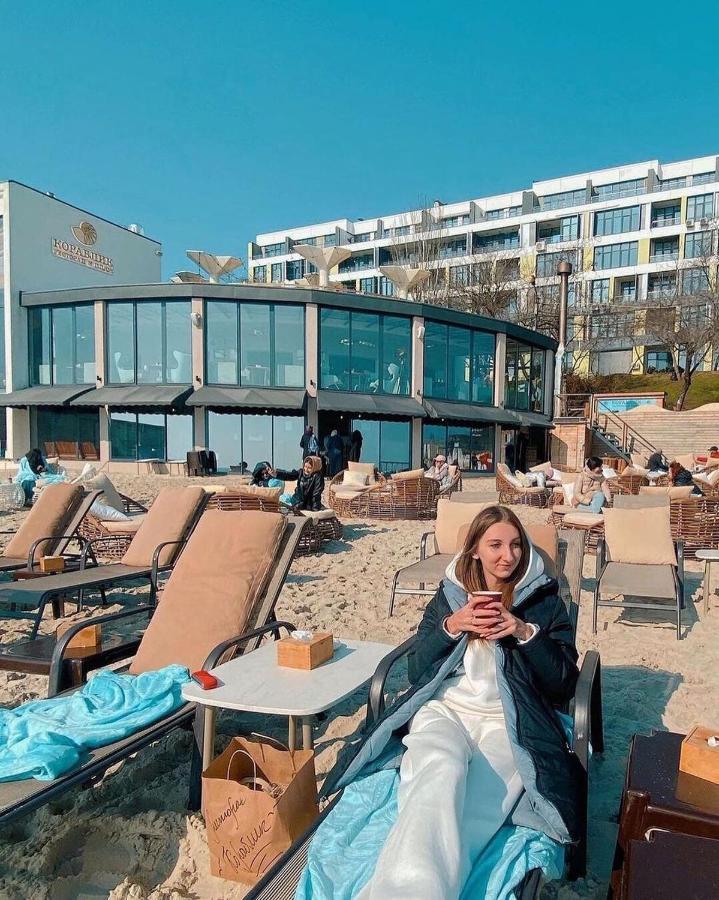 Апартаменты У Моря Magnit Первая Линия Odessa Exteriör bild