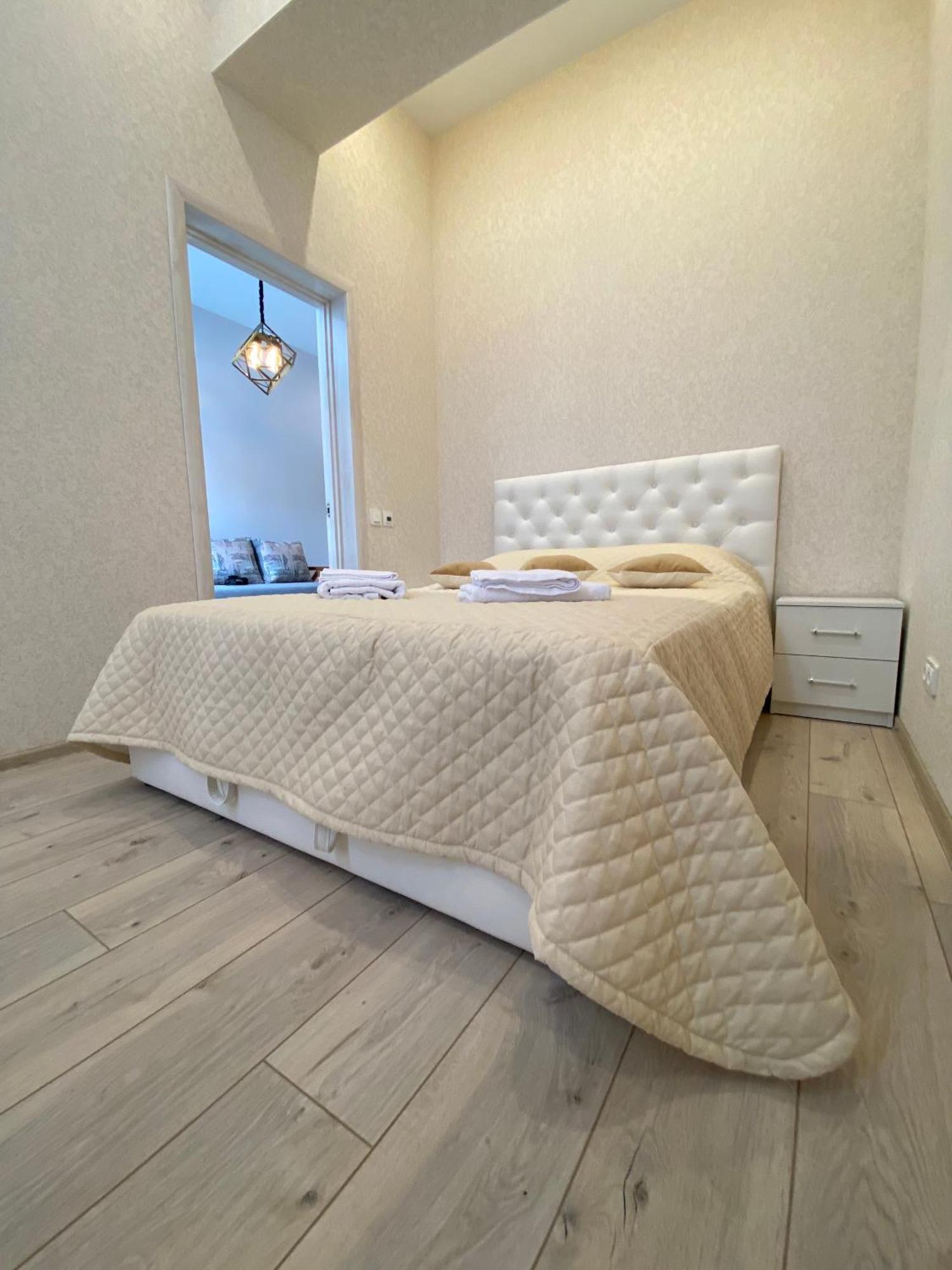 Апартаменты У Моря Magnit Первая Линия Odessa Exteriör bild