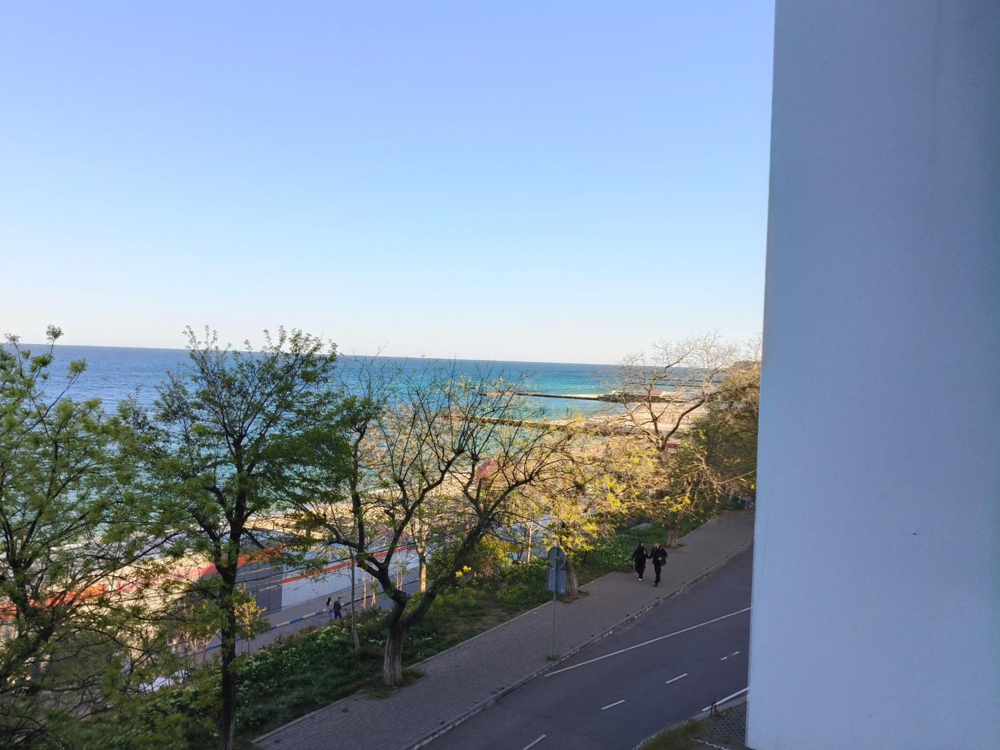 Апартаменты У Моря Magnit Первая Линия Odessa Exteriör bild